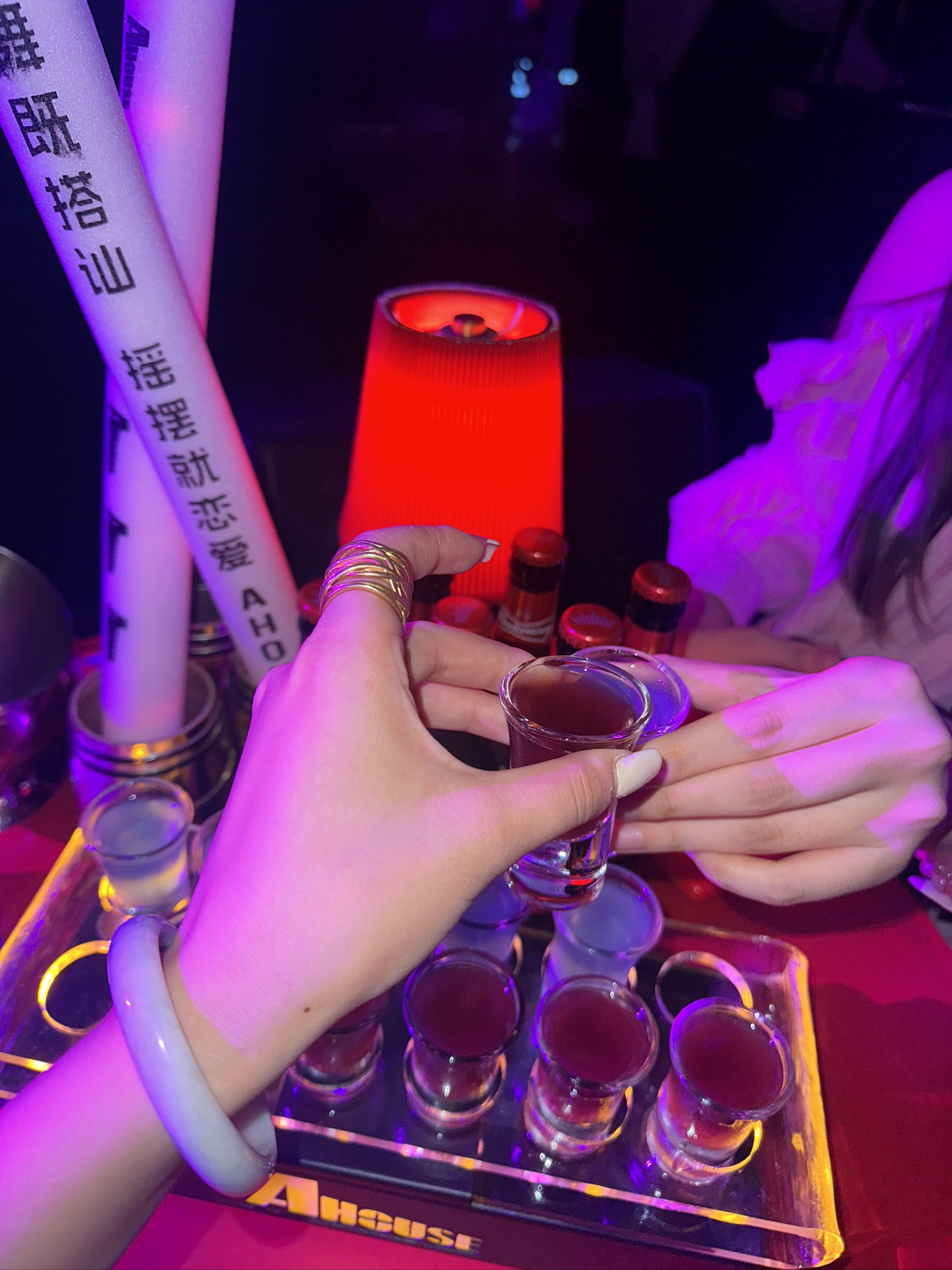 南充商务ktv及商务ktv啥意思解析-仪陇县ktv预订