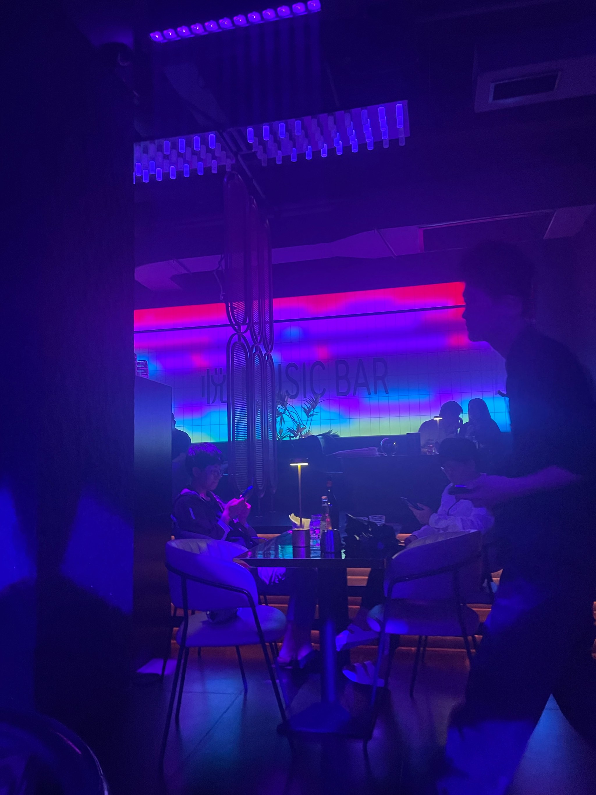 南充商务ktv,一个小时多少钱-营山县ktv预订